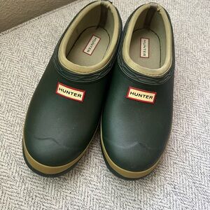 Hunter rain clogs Green Slip-On Shoes
